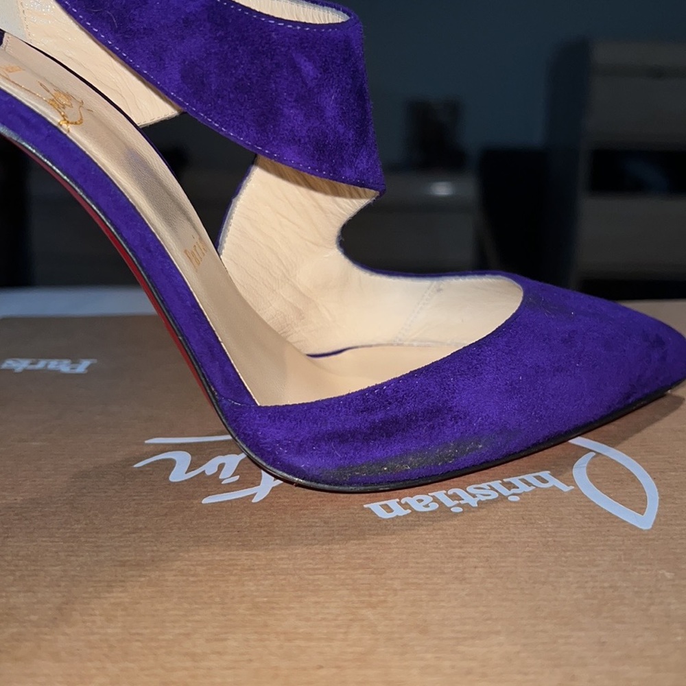 Heels - Picture 8 of 9